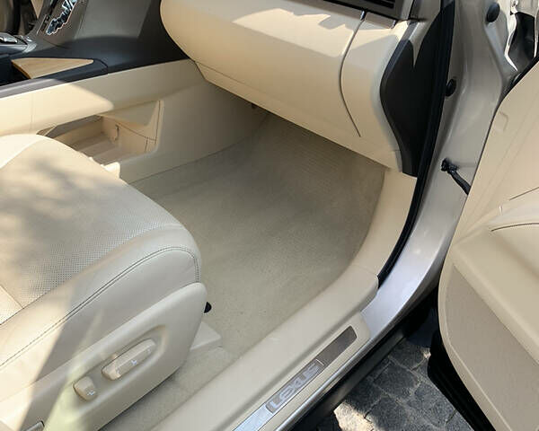 Бежевый Лексус РХ, объемом двигателя 3.5 л и пробегом 56 тыс. км за 25900 $, фото 39 на Automoto.ua