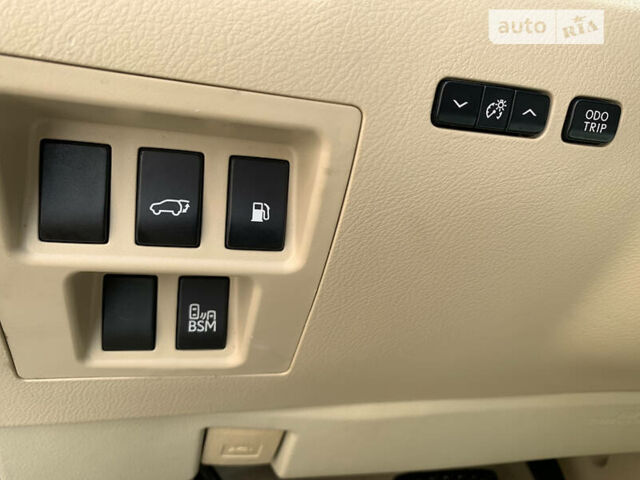 Бежевый Лексус РХ, объемом двигателя 3.5 л и пробегом 56 тыс. км за 25900 $, фото 55 на Automoto.ua