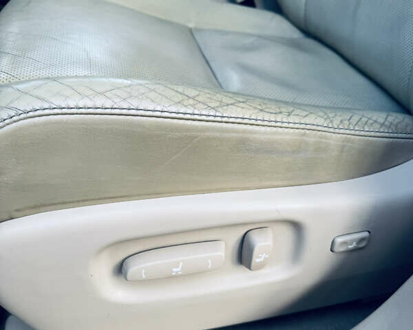 Бежевый Лексус РХ, объемом двигателя 3.5 л и пробегом 167 тыс. км за 19000 $, фото 9 на Automoto.ua