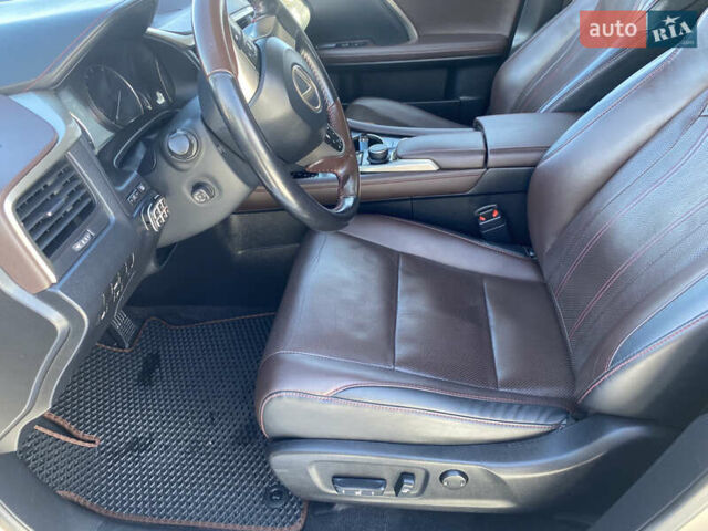 Бежевий Лексус РХ, об'ємом двигуна 2 л та пробігом 172 тис. км за 29500 $, фото 37 на Automoto.ua