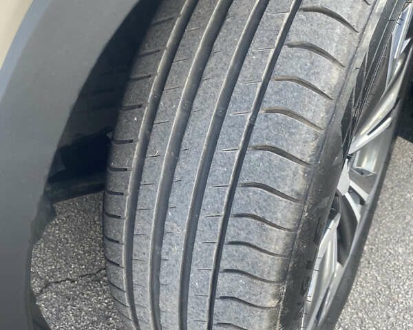 Бежевый Лексус РХ, объемом двигателя 2 л и пробегом 172 тыс. км за 28300 $, фото 11 на Automoto.ua