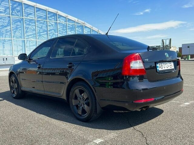 Бежевый Лексус РХ, объемом двигателя 2 л и пробегом 153 тыс. км за 30700 $, фото 1 на Automoto.ua