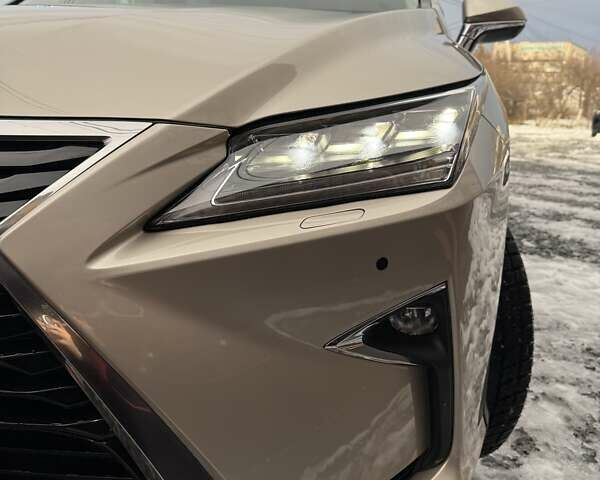 Бежевий Лексус РХ, об'ємом двигуна 3.46 л та пробігом 100 тис. км за 25000 $, фото 11 на Automoto.ua