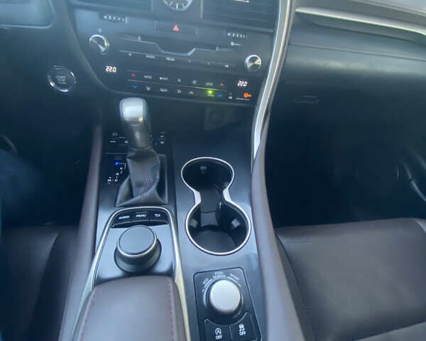 Бежевий Лексус РХ, об'ємом двигуна 2 л та пробігом 172 тис. км за 29500 $, фото 46 на Automoto.ua