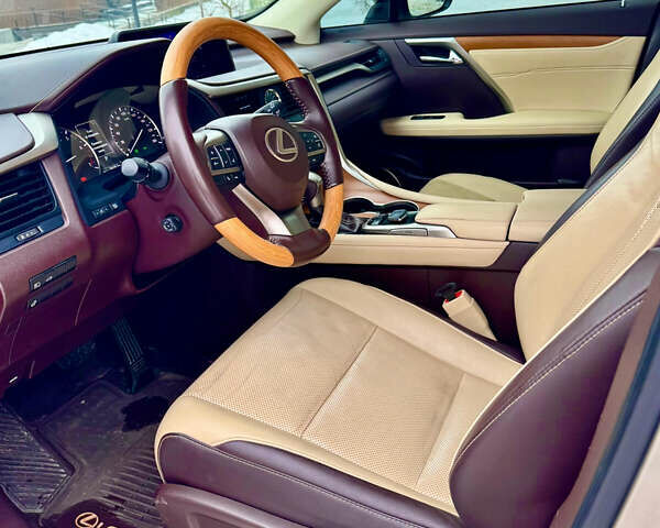 Бежевый Лексус РХ, объемом двигателя 3.46 л и пробегом 152 тыс. км за 29000 $, фото 13 на Automoto.ua