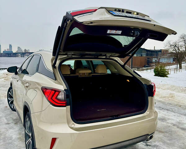 Бежевый Лексус РХ, объемом двигателя 3.46 л и пробегом 152 тыс. км за 29000 $, фото 20 на Automoto.ua