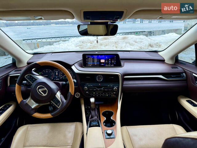 Бежевый Лексус РХ, объемом двигателя 3.46 л и пробегом 152 тыс. км за 29000 $, фото 16 на Automoto.ua