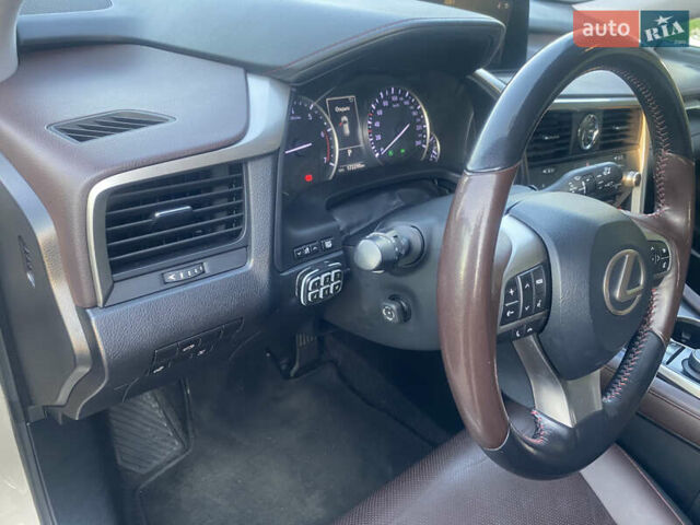 Бежевый Лексус РХ, объемом двигателя 2 л и пробегом 172 тыс. км за 28300 $, фото 15 на Automoto.ua