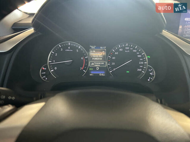 Бежевий Лексус РХ, об'ємом двигуна 2 л та пробігом 178 тис. км за 31000 $, фото 24 на Automoto.ua