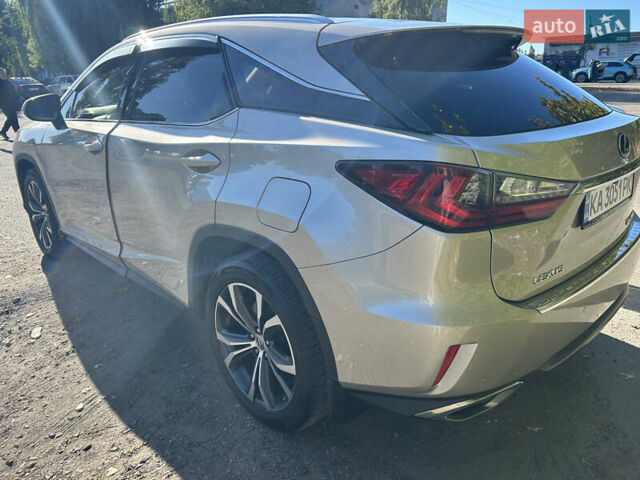 Бежевий Лексус РХ, об'ємом двигуна 2 л та пробігом 178 тис. км за 31000 $, фото 5 на Automoto.ua