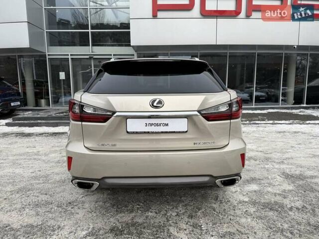 Бежевый Лексус РХ, объемом двигателя 2 л и пробегом 153 тыс. км за 26500 $, фото 6 на Automoto.ua