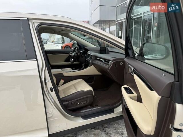 Бежевый Лексус РХ, объемом двигателя 2 л и пробегом 153 тыс. км за 26500 $, фото 21 на Automoto.ua