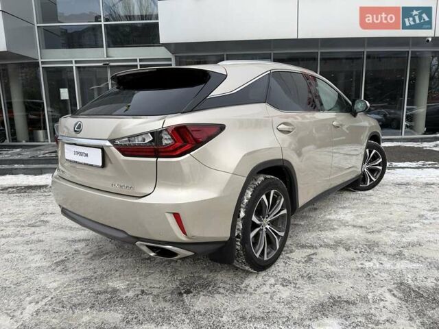 Бежевый Лексус РХ, объемом двигателя 2 л и пробегом 153 тыс. км за 26500 $, фото 5 на Automoto.ua