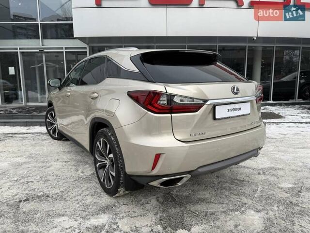 Бежевый Лексус РХ, объемом двигателя 2 л и пробегом 153 тыс. км за 26500 $, фото 7 на Automoto.ua