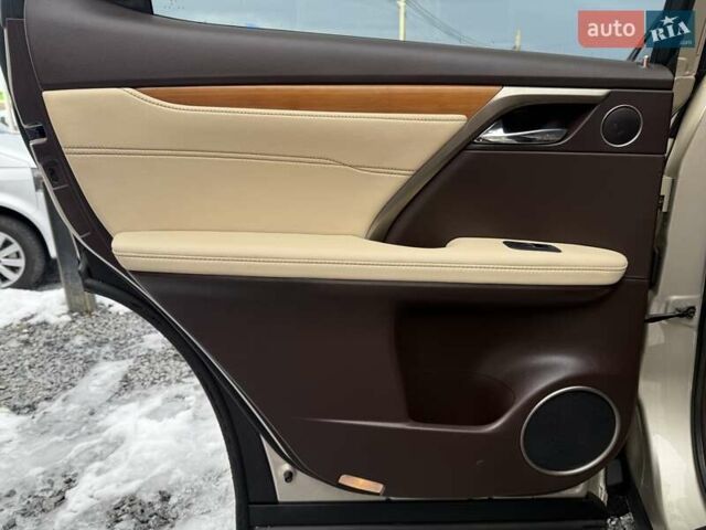 Бежевий Лексус РХ, об'ємом двигуна 3.46 л та пробігом 100 тис. км за 25000 $, фото 17 на Automoto.ua