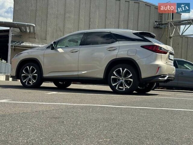 Лексус РХ 2019 в Киеве на Automoto.ua Бежевый Лексус РХ, объемом двигателя 3.46 л и пробегом 36 тыс. км за 48000 $, фото 23 на Automoto.ua