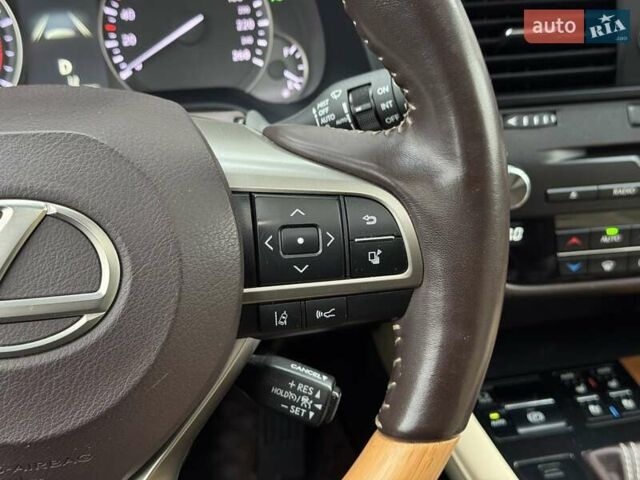 Бежевый Лексус РХ, объемом двигателя 3.46 л и пробегом 125 тыс. км за 34900 $, фото 27 на Automoto.ua