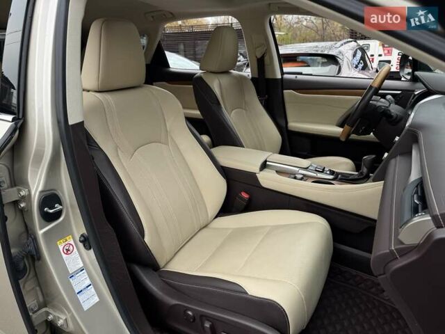 Бежевый Лексус РХ, объемом двигателя 3.46 л и пробегом 125 тыс. км за 34900 $, фото 14 на Automoto.ua