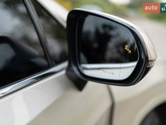 Бежевый Лексус РХ, объемом двигателя 3.46 л и пробегом 78 тыс. км за 37750 $, фото 3 на Automoto.ua