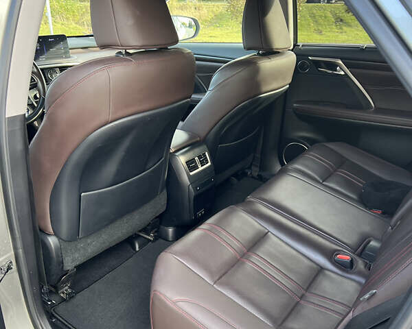 Бежевий Лексус РХ, об'ємом двигуна 3.5 л та пробігом 57 тис. км за 54500 $, фото 11 на Automoto.ua