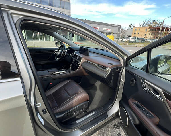 Бежевий Лексус РХ, об'ємом двигуна 3.5 л та пробігом 57 тис. км за 54500 $, фото 8 на Automoto.ua