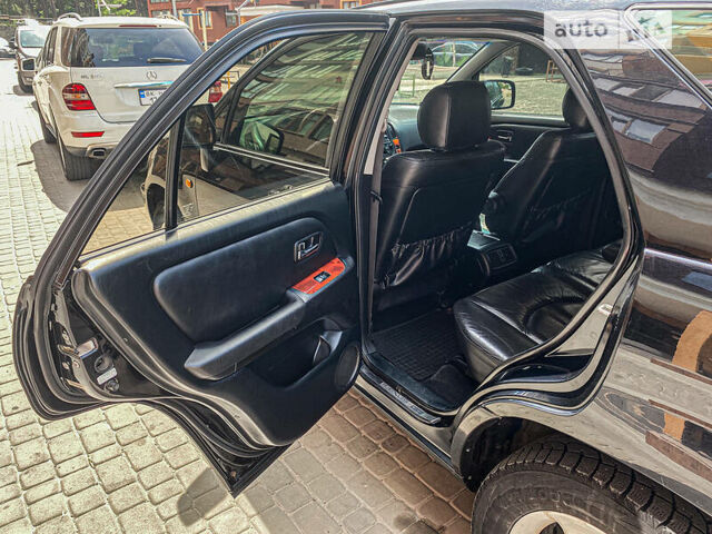 Черный Лексус РХ, объемом двигателя 3 л и пробегом 300 тыс. км за 7500 $, фото 16 на Automoto.ua