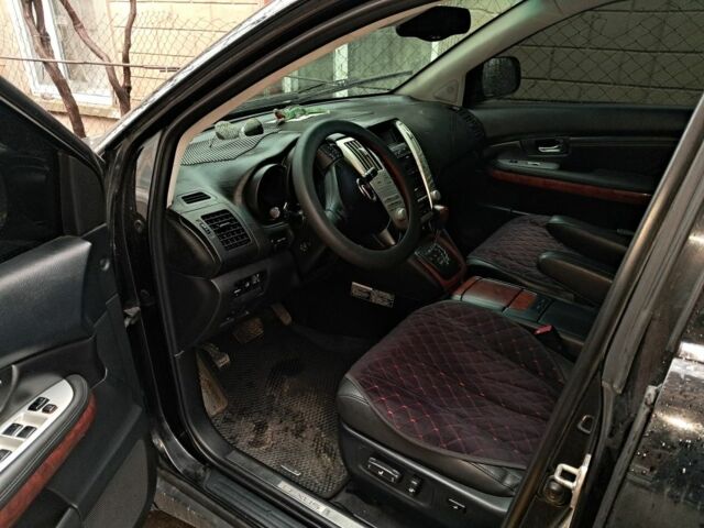 Черный Лексус РХ, объемом двигателя 3.3 л и пробегом 336 тыс. км за 9500 $, фото 2 на Automoto.ua