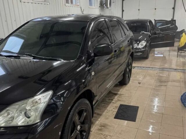 Черный Лексус РХ, объемом двигателя 0 л и пробегом 280 тыс. км за 7997 $, фото 3 на Automoto.ua