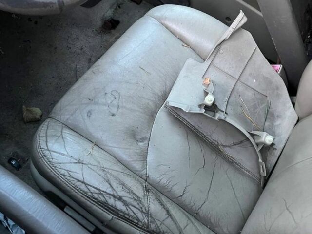 Черный Лексус РХ, объемом двигателя 3 л и пробегом 250 тыс. км за 1200 $, фото 14 на Automoto.ua