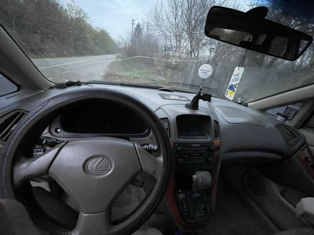 Чорний Лексус РХ, об'ємом двигуна 3 л та пробігом 300 тис. км за 5500 $, фото 7 на Automoto.ua