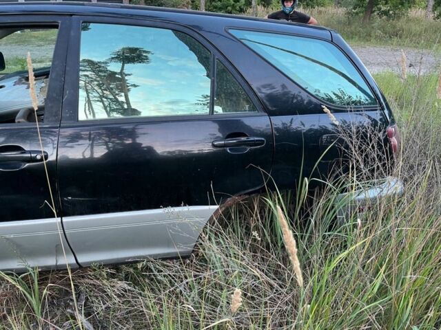 Черный Лексус РХ, объемом двигателя 3 л и пробегом 250 тыс. км за 1200 $, фото 13 на Automoto.ua