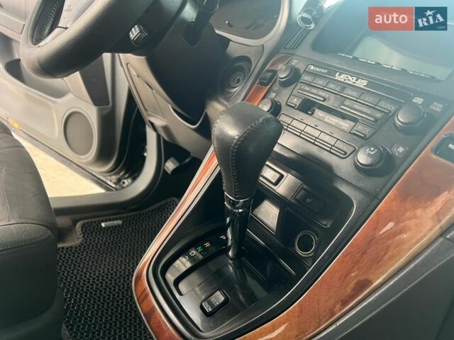 Черный Лексус РХ, объемом двигателя 3 л и пробегом 300 тыс. км за 4999 $, фото 23 на Automoto.ua