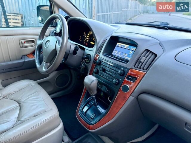 Чорний Лексус РХ, об'ємом двигуна 3 л та пробігом 310 тис. км за 5600 $, фото 45 на Automoto.ua