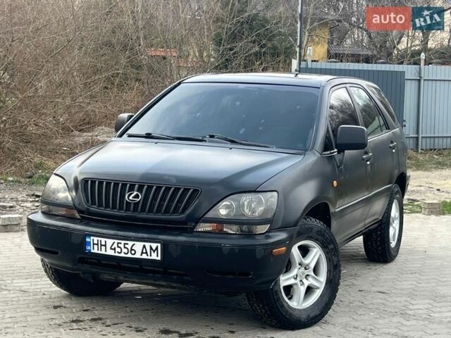 Черный Лексус РХ, объемом двигателя 3 л и пробегом 300 тыс. км за 4999 $, фото 5 на Automoto.ua