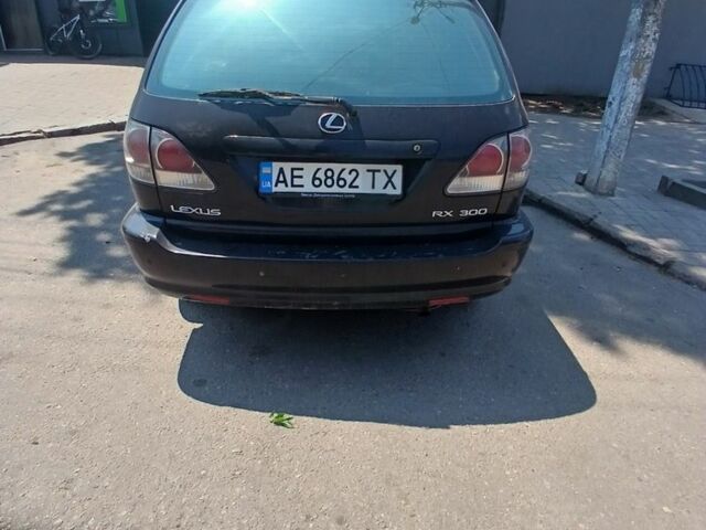 Лексус РХ 2000 в Днепре (Днепропетровске) на Automoto.ua Черный Лексус РХ, объемом двигателя 3 л и пробегом 450 тыс. км за 4500 $, фото 3 на Automoto.ua