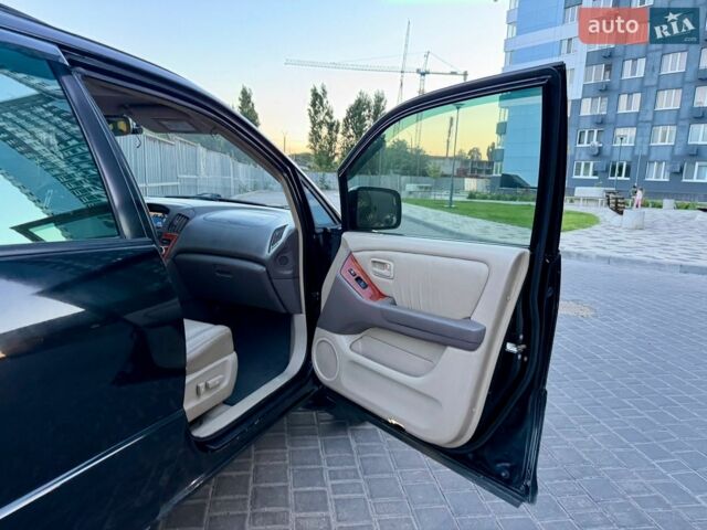 Чорний Лексус РХ, об'ємом двигуна 3 л та пробігом 310 тис. км за 5600 $, фото 33 на Automoto.ua