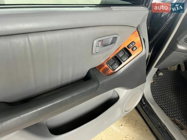 Черный Лексус РХ, объемом двигателя 3 л и пробегом 300 тыс. км за 4999 $, фото 21 на Automoto.ua