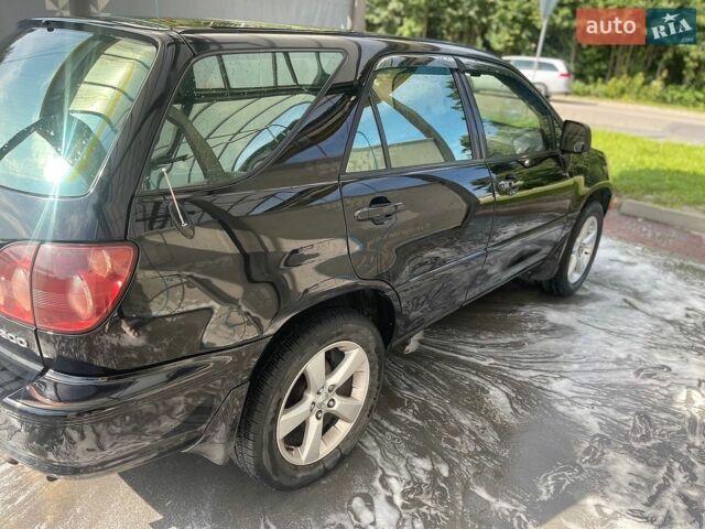 Черный Лексус РХ, объемом двигателя 3 л и пробегом 310 тыс. км за 6000 $, фото 5 на Automoto.ua