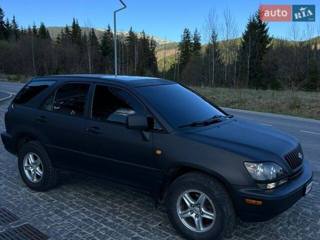 Черный Лексус РХ, объемом двигателя 3 л и пробегом 300 тыс. км за 4999 $, фото 10 на Automoto.ua