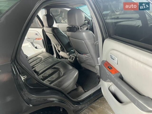 Черный Лексус РХ, объемом двигателя 3 л и пробегом 300 тыс. км за 4999 $, фото 34 на Automoto.ua