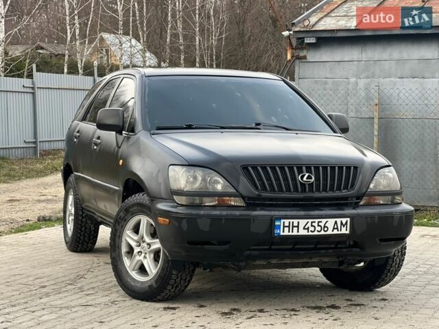 Черный Лексус РХ, объемом двигателя 3 л и пробегом 300 тыс. км за 4999 $, фото 8 на Automoto.ua