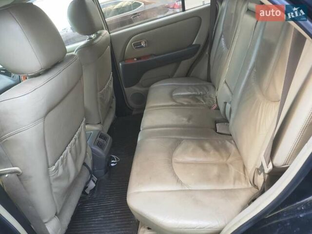 Черный Лексус РХ, объемом двигателя 3 л и пробегом 350 тыс. км за 6200 $, фото 11 на Automoto.ua