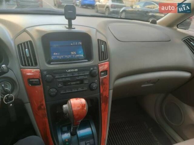 Черный Лексус РХ, объемом двигателя 3 л и пробегом 350 тыс. км за 6200 $, фото 15 на Automoto.ua