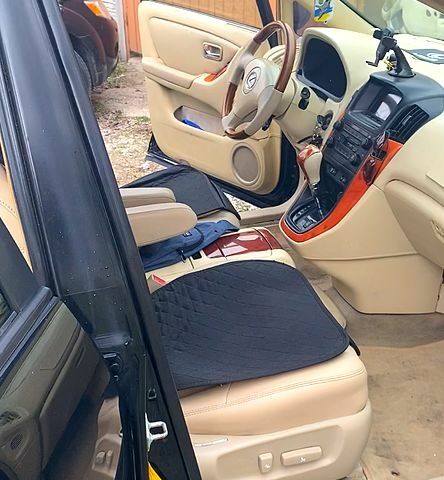 Черный Лексус РХ, объемом двигателя 3 л и пробегом 500 тыс. км за 6500 $, фото 5 на Automoto.ua