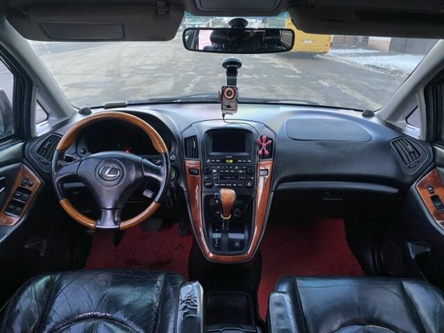 Черный Лексус РХ, объемом двигателя 3 л и пробегом 380 тыс. км за 5000 $, фото 4 на Automoto.ua