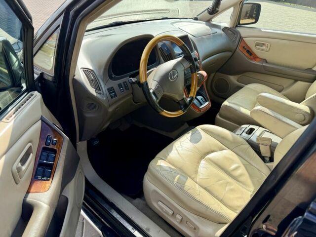 Чорний Лексус РХ, об'ємом двигуна 3 л та пробігом 240 тис. км за 5014 $, фото 6 на Automoto.ua