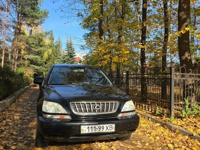 Черный Лексус РХ, объемом двигателя 3 л и пробегом 270 тыс. км за 6000 $, фото 3 на Automoto.ua