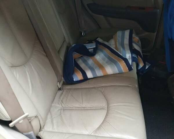 Черный Лексус РХ, объемом двигателя 3 л и пробегом 326 тыс. км за 5900 $, фото 6 на Automoto.ua