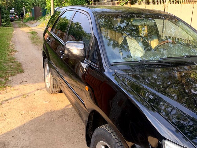 Черный Лексус РХ, объемом двигателя 3 л и пробегом 320 тыс. км за 5600 $, фото 9 на Automoto.ua