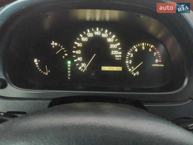 Черный Лексус РХ, объемом двигателя 3 л и пробегом 396 тыс. км за 7200 $, фото 5 на Automoto.ua